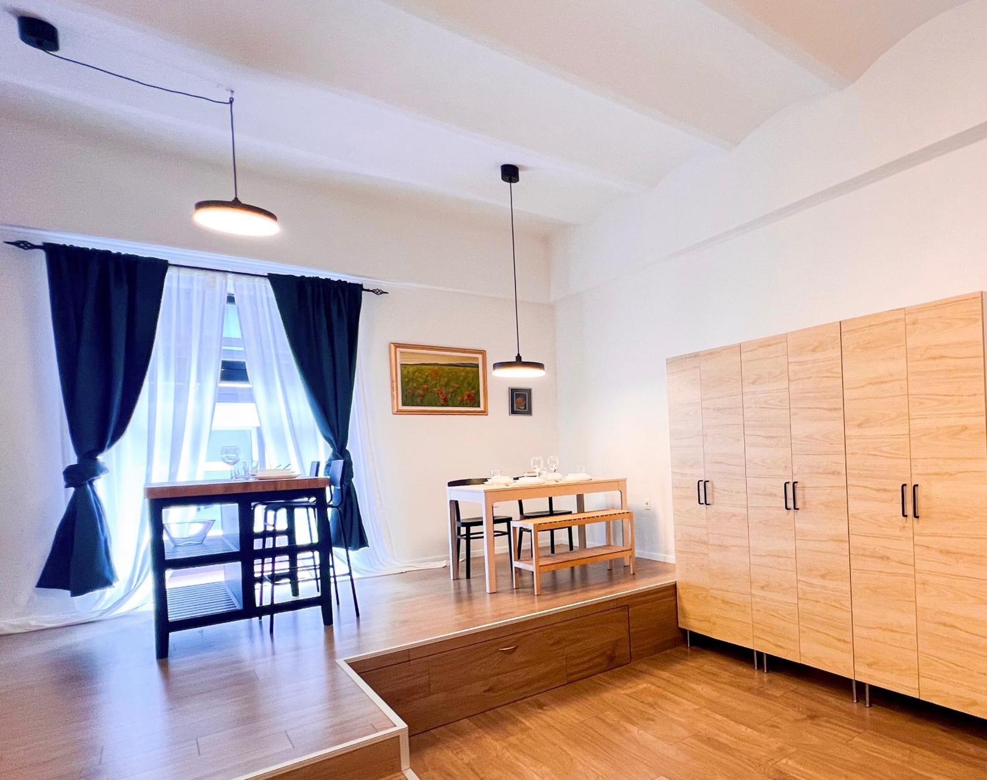 Aumetz Square Apartment Idrija Exterior foto